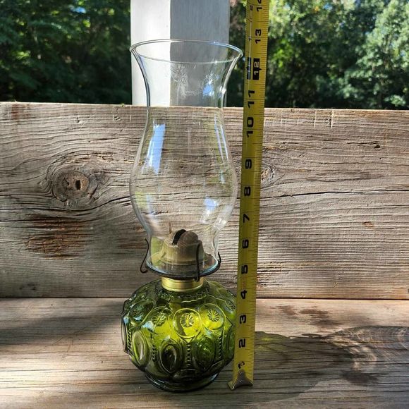 VINTAGE LE Smith Oil Lamp, Moss GREEN 13" Tall, Moon-Stars Pattern Pressed MCM - Picture 8 of 10